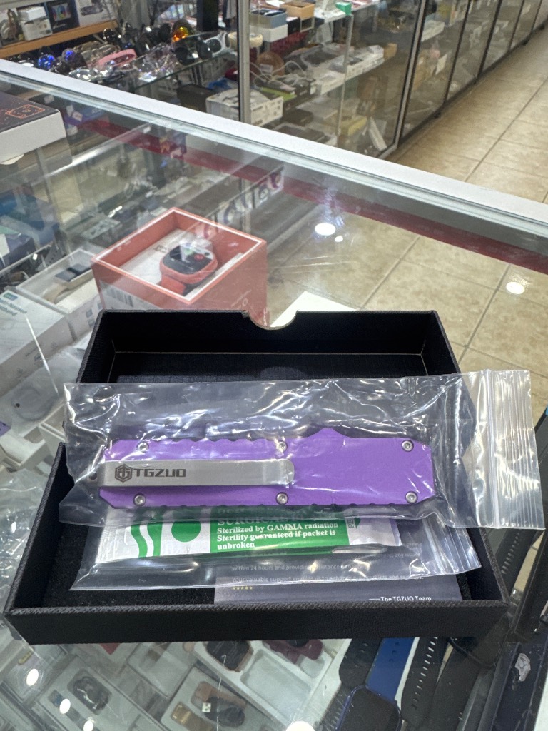 Cuchillo plegable TGCZUD