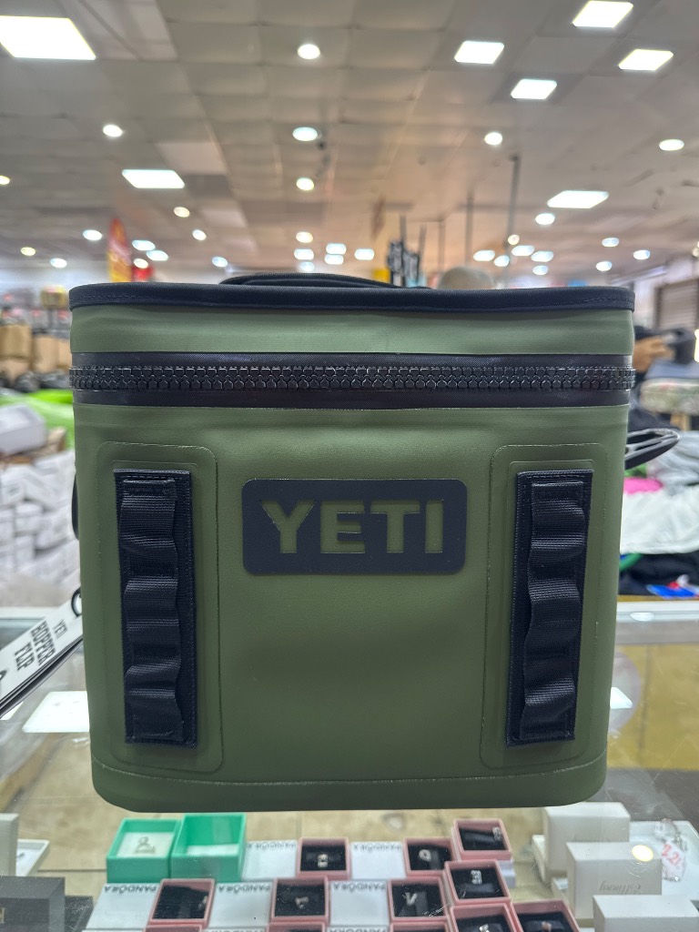 Nevera portátil YETI verde